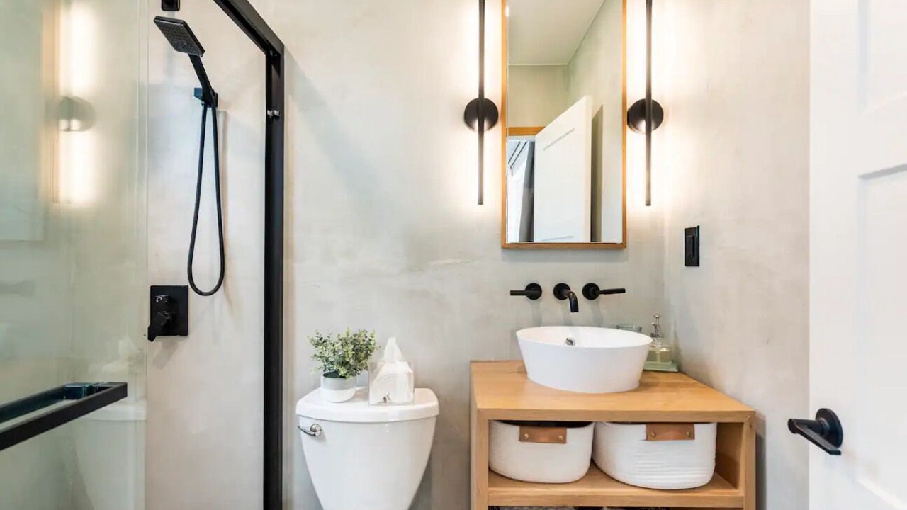 Photo of Bathroom in Kingsland