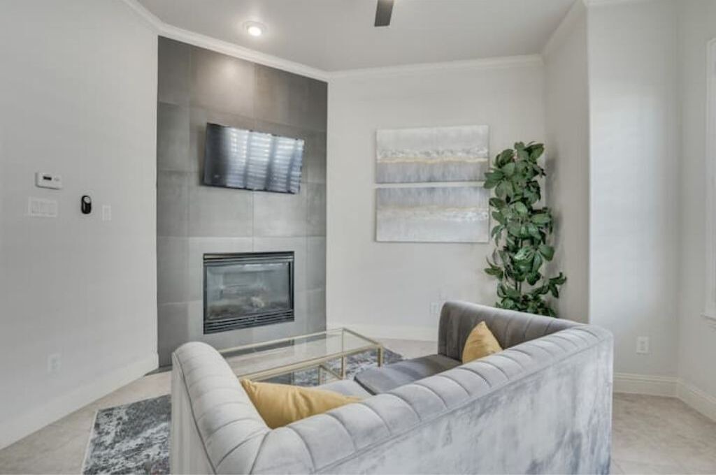 Photo of Livingroom in Legacy Park