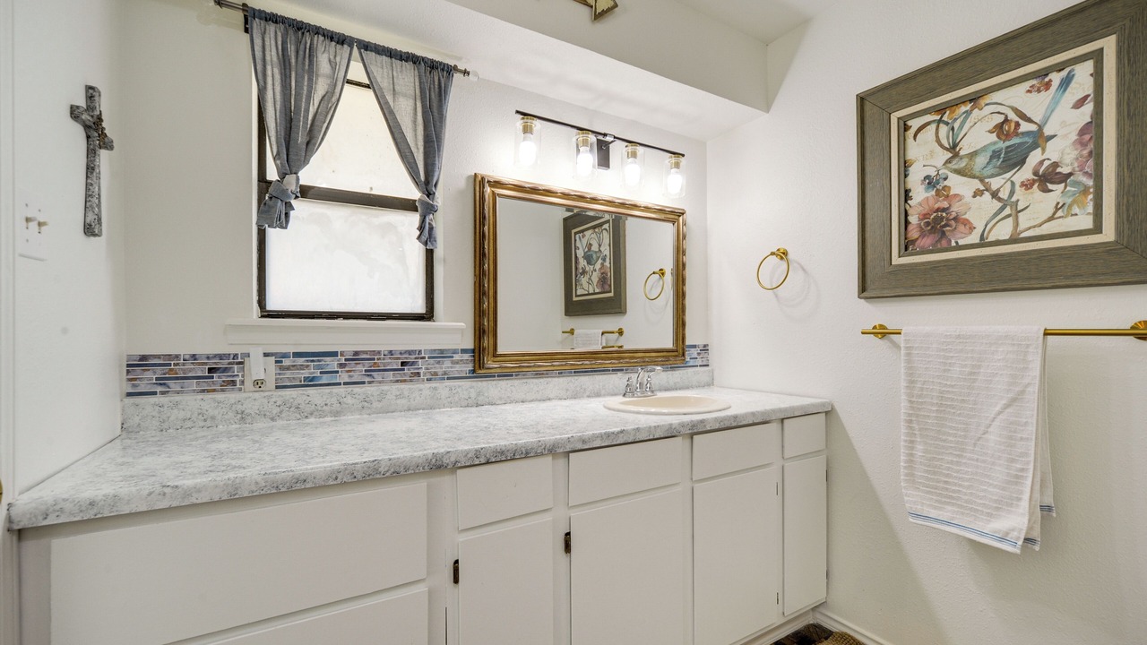 Photo of Bathroom in McQueeney