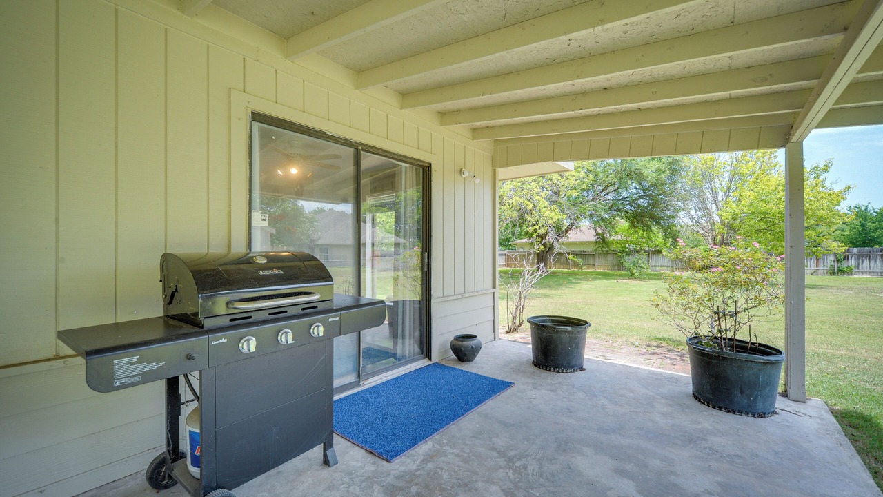 Photo of Patio Balcony in McQueeney
