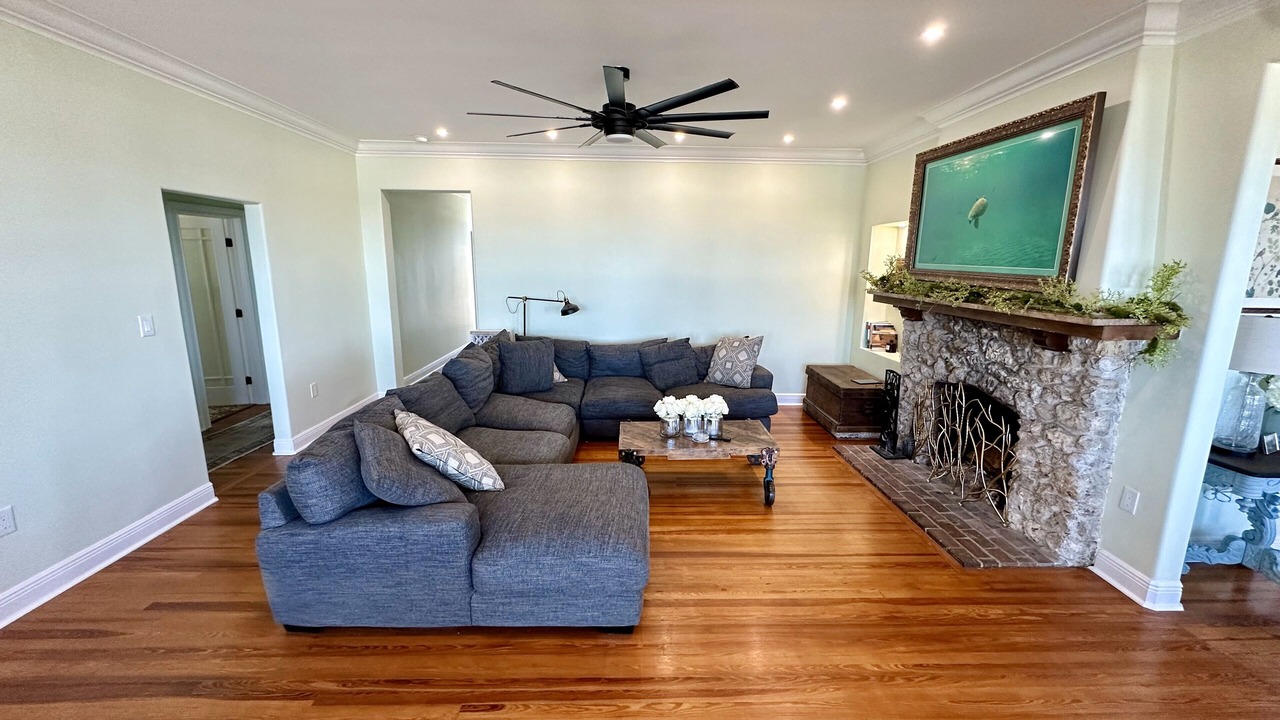 Photo of Livingroom in Port Orange