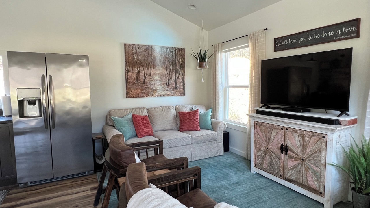 Photo of Livingroom in Lexington