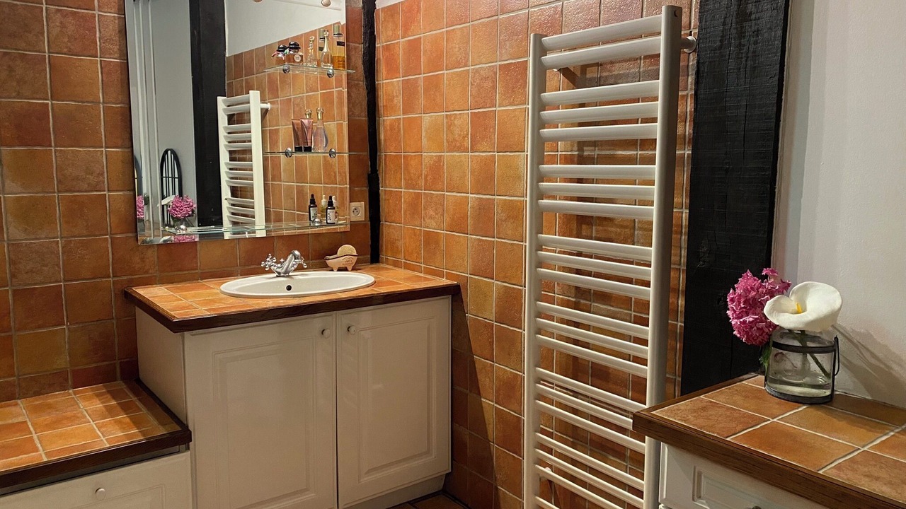 Photo of Bathroom in Moyaux