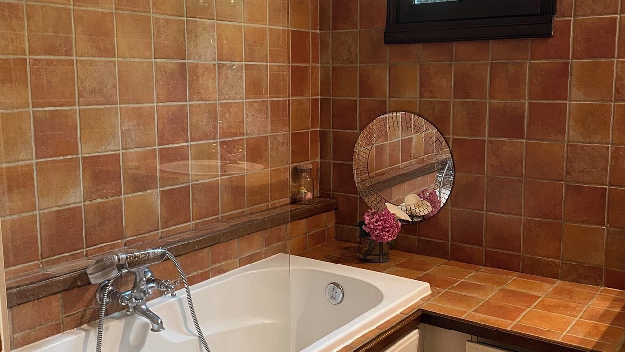 Photo of Bathroom in Moyaux