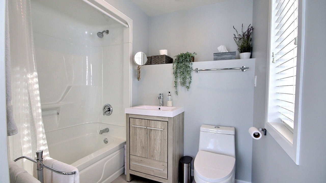 Photo of Bathroom in Notre-Dame-du-Portage
