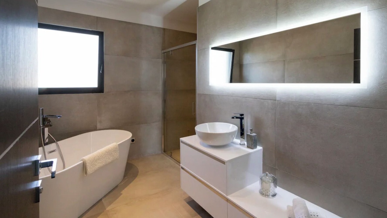 Photo of Bathroom in Puimisson