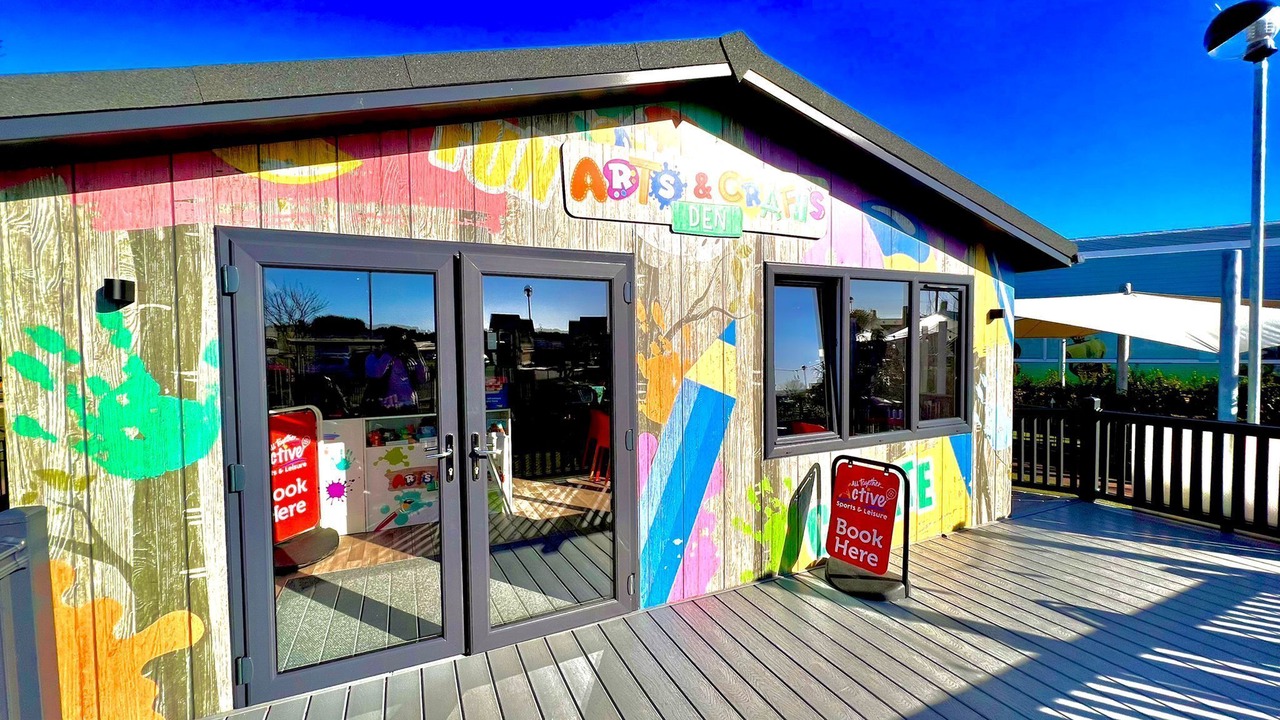 Photo of Others in Cayton Bay