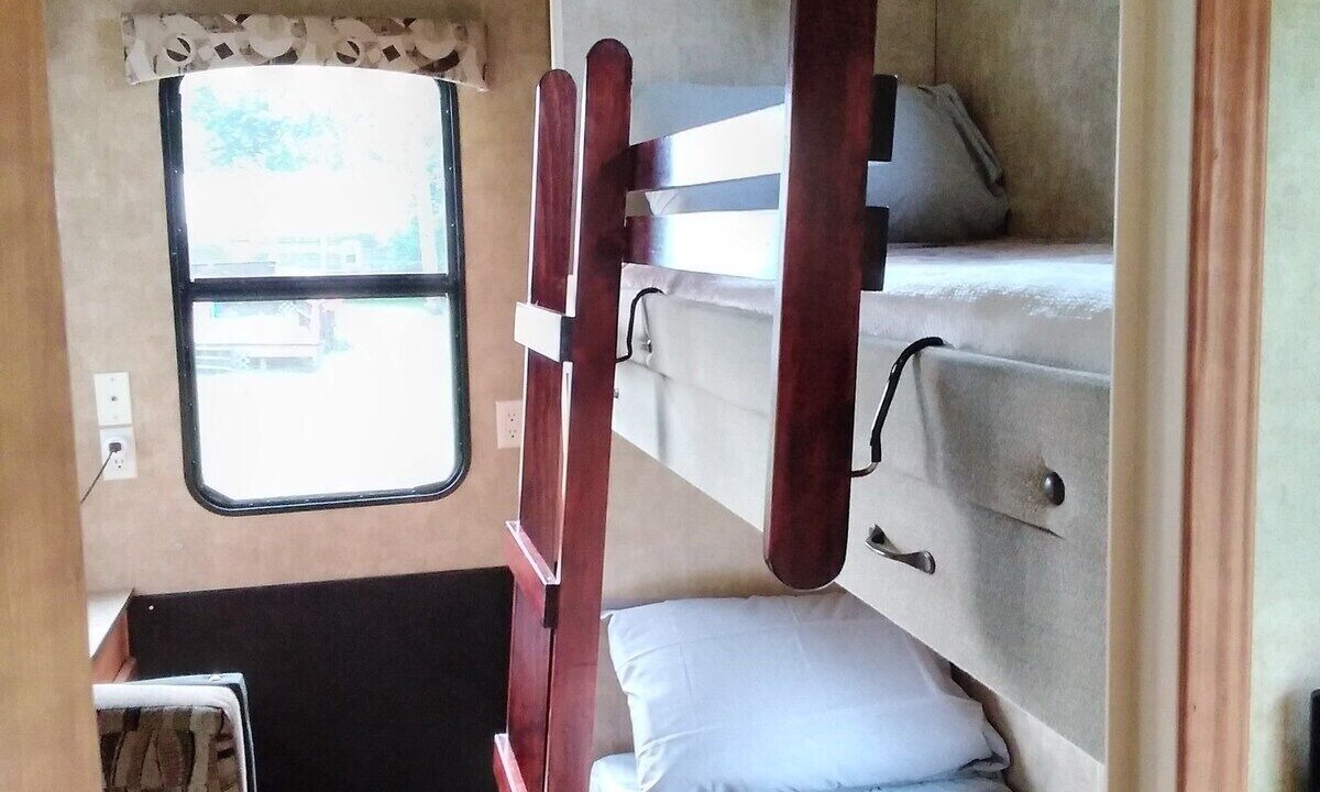 Photo of Bedroom in Plummer Additional