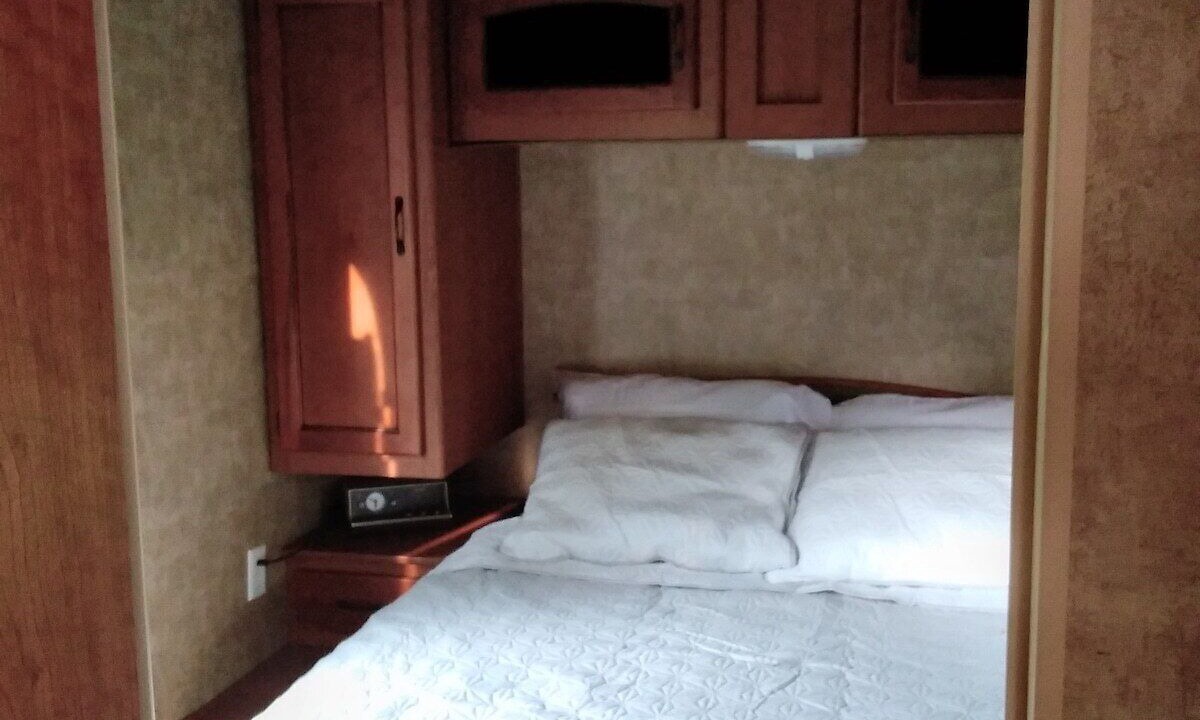 Photo of Bedroom in Plummer Additional