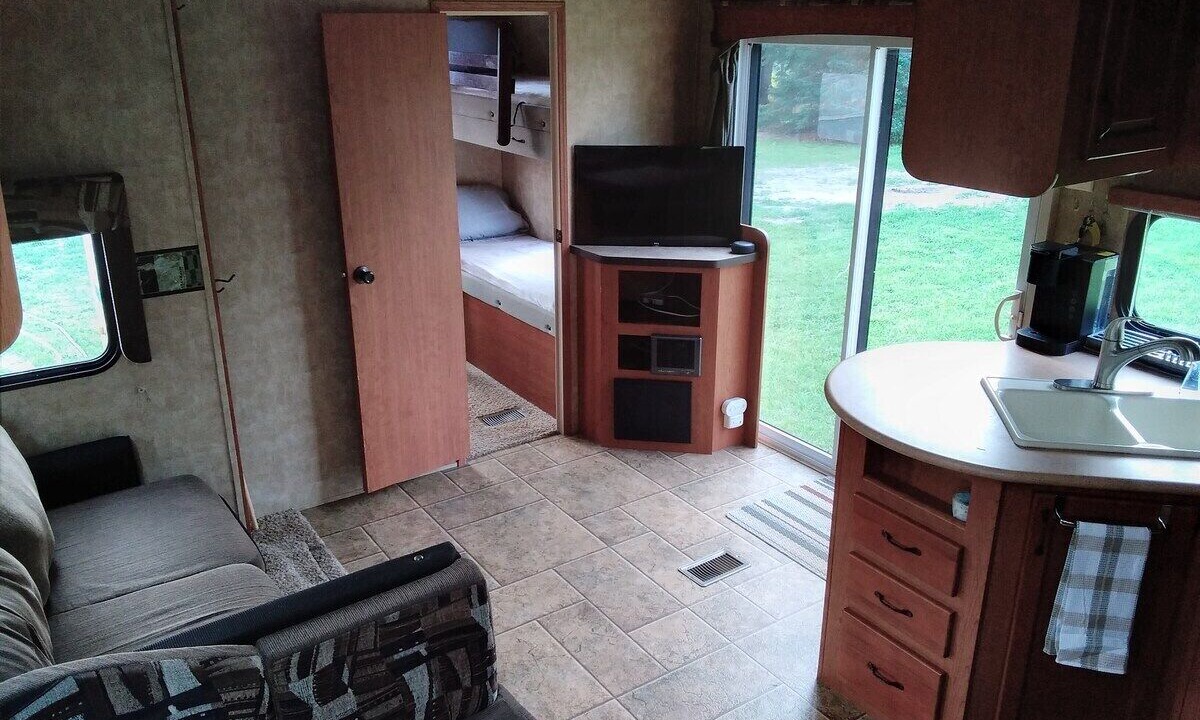 Photo of Bedroom in Plummer Additional