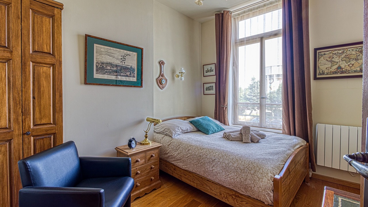 Photo of Bedroom in Gare