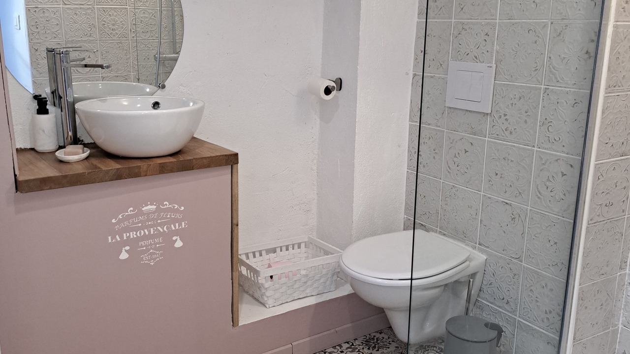 Photo of Bathroom in Saint-Andre-de-Roquepertuis