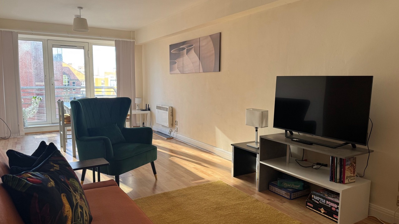 Photo of Livingroom in Sheffield City Centre