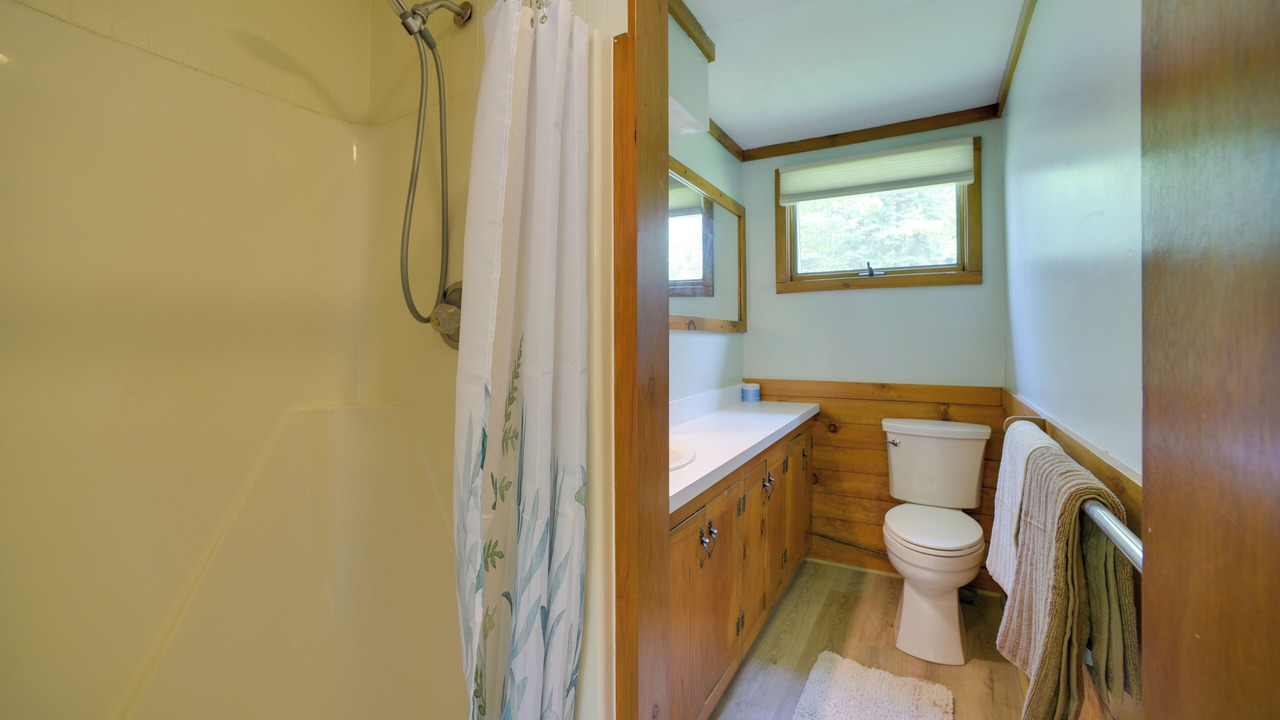 Photo of Bathroom in Speculator