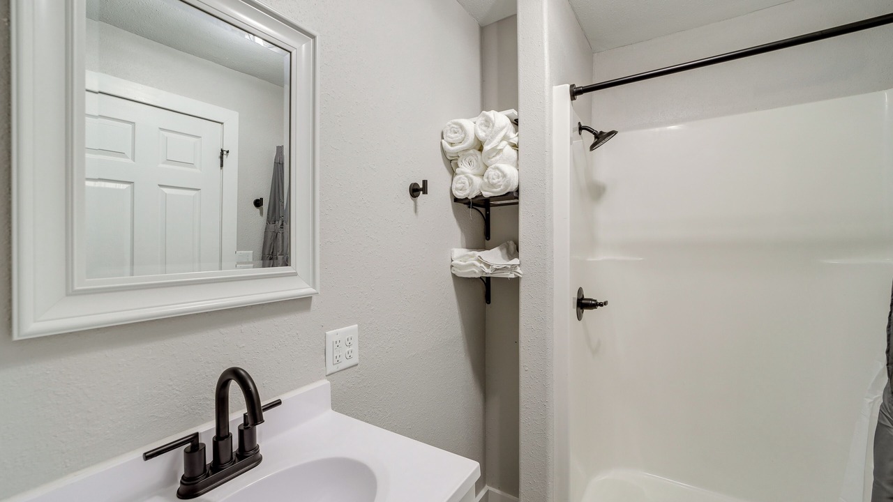 Photo of Bathroom in Grove