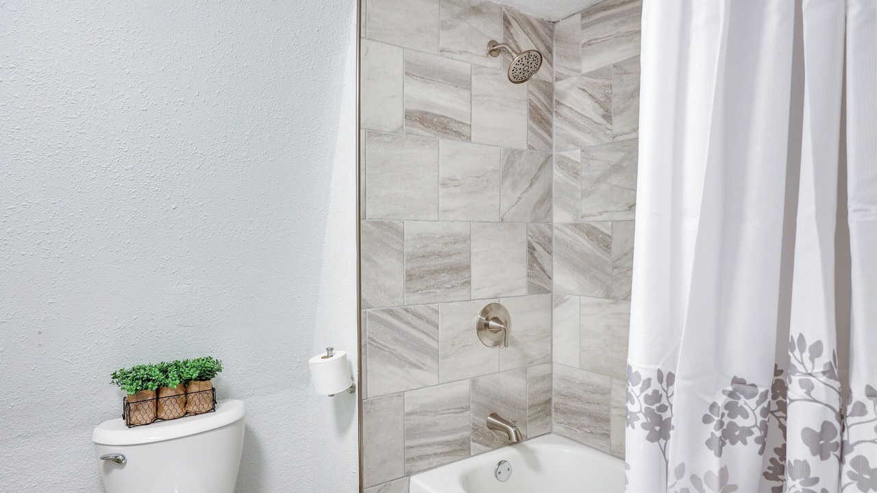 Photo of Bathroom in Broken Bow