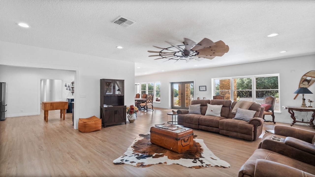 Photo of Livingroom in Graham