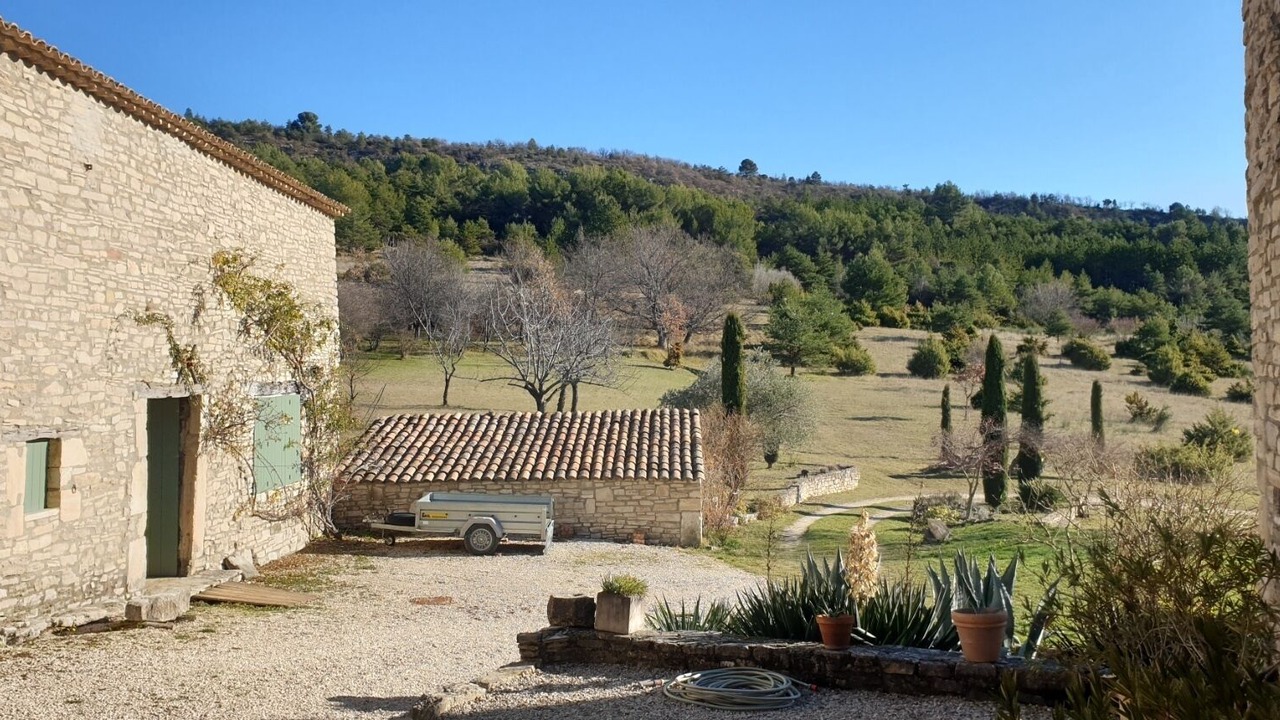 Photo of Outdoor in Sainte-Croix-a-Lauze