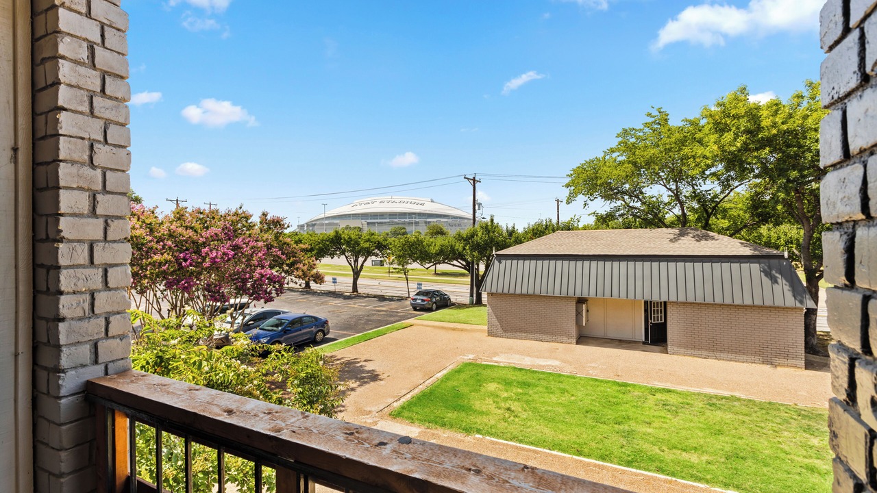 Photo of Outdoor in Arlington