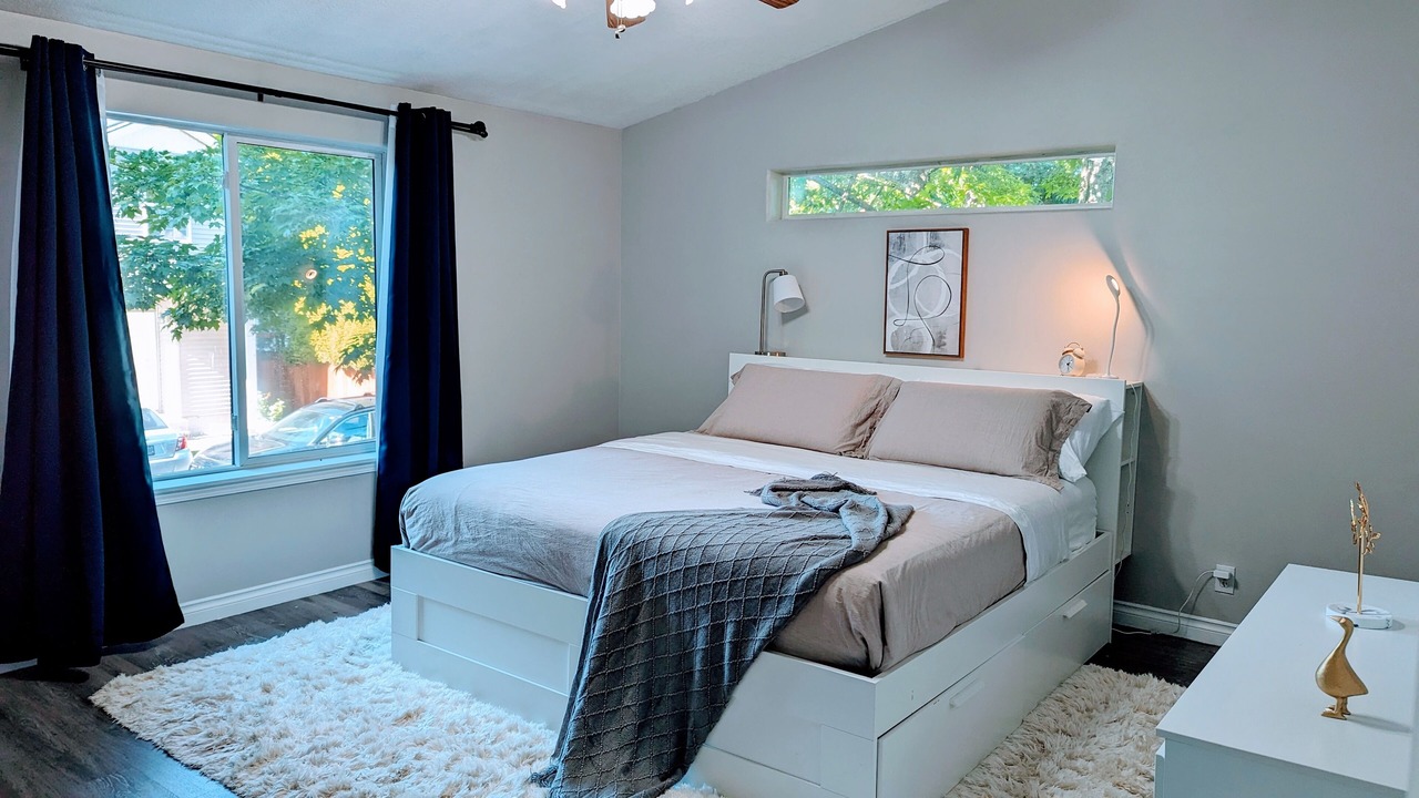 Photo of Bedroom in Hillsboro