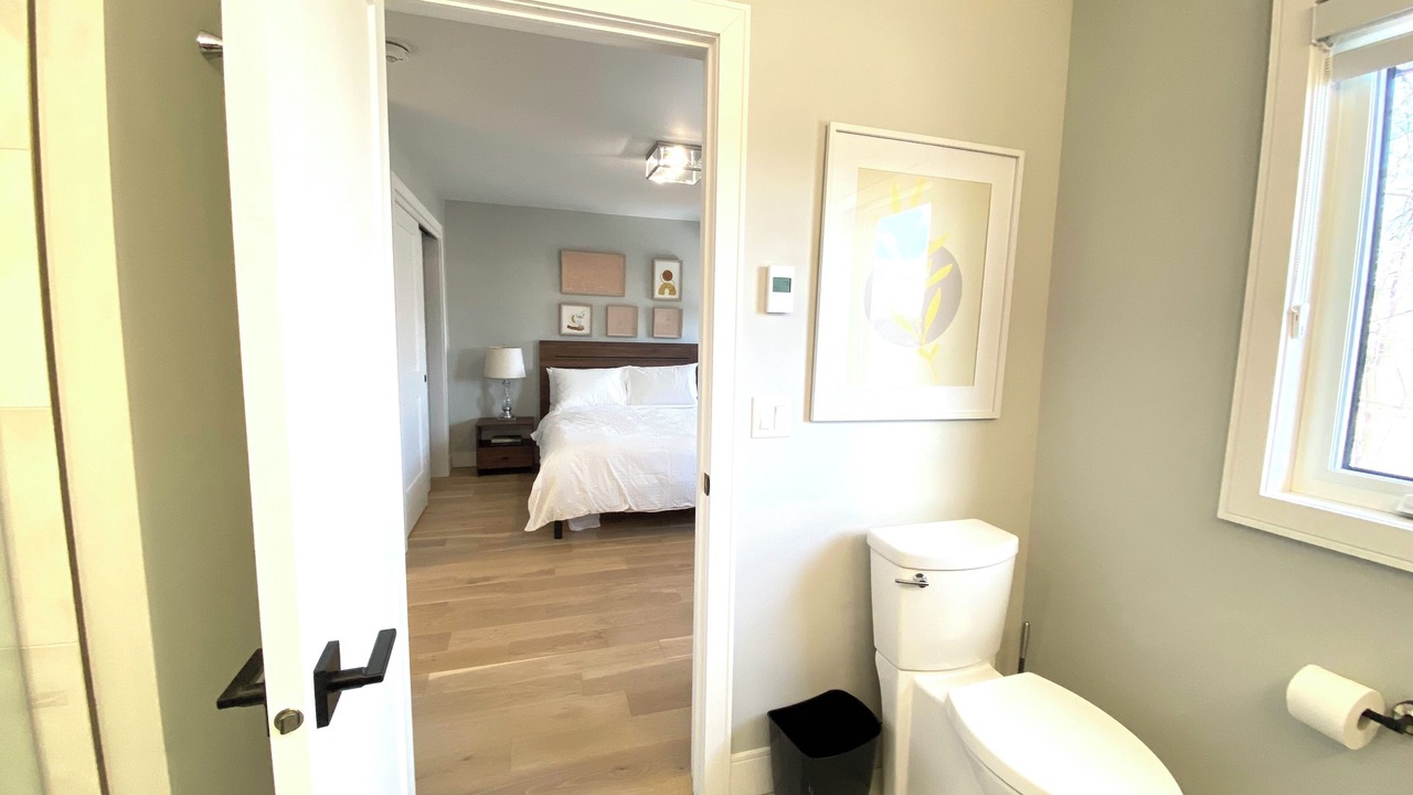 Photo of Bathroom in Glenridge