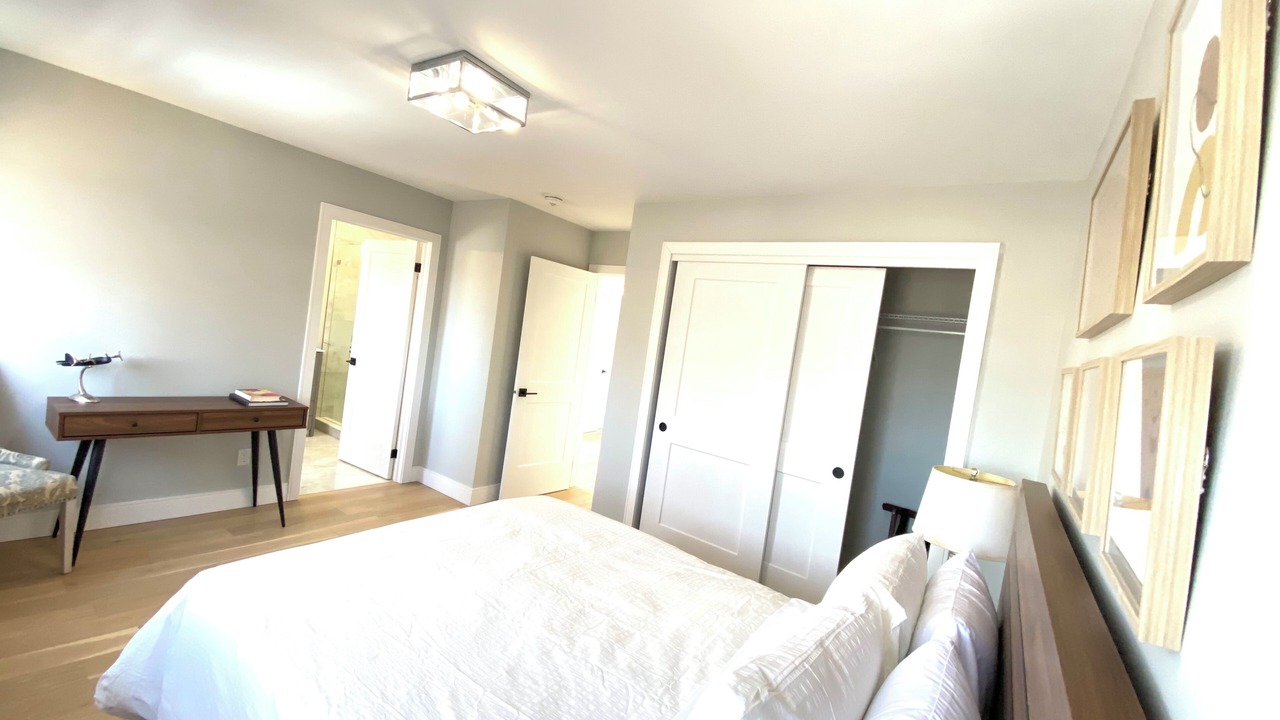 Photo of Bedroom in Glenridge