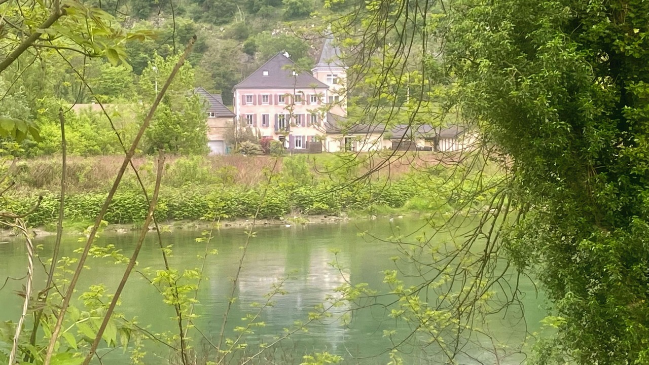Photo of Others in Virignin