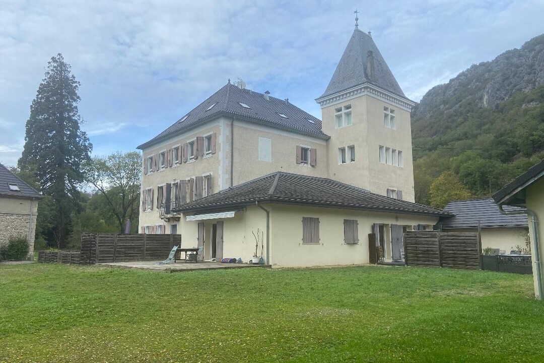 Photo of Outdoor in Virignin