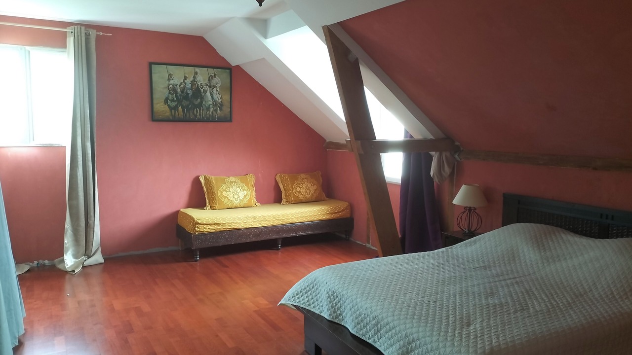 Photo of Bedroom in Saint-Cyr-l'Ecole