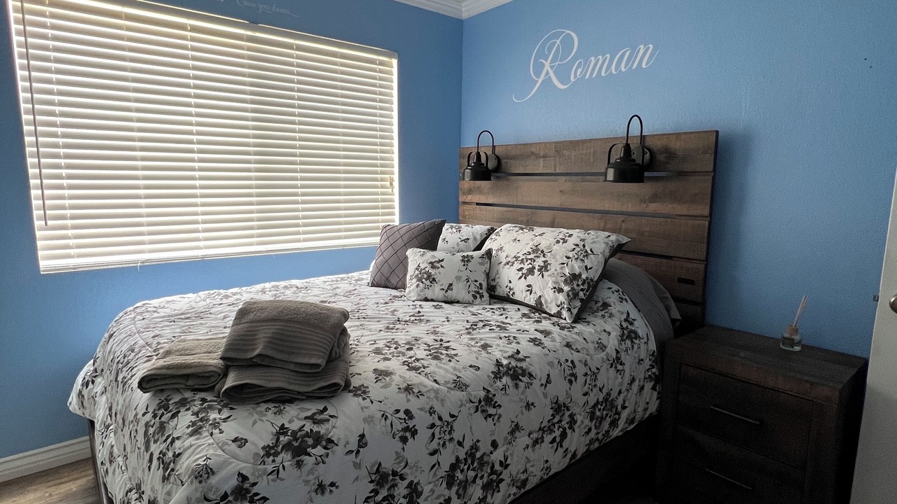 Photo of Bedroom in Palmdale