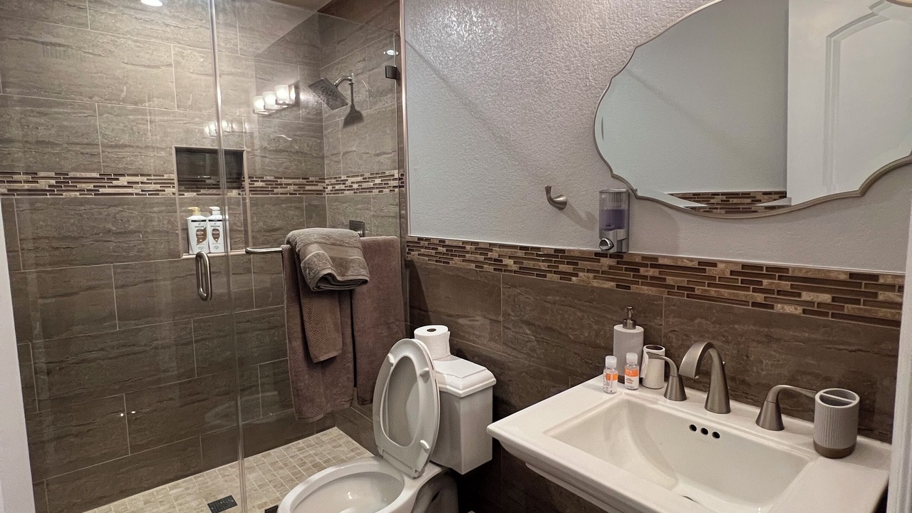 Photo of Bathroom in Palmdale