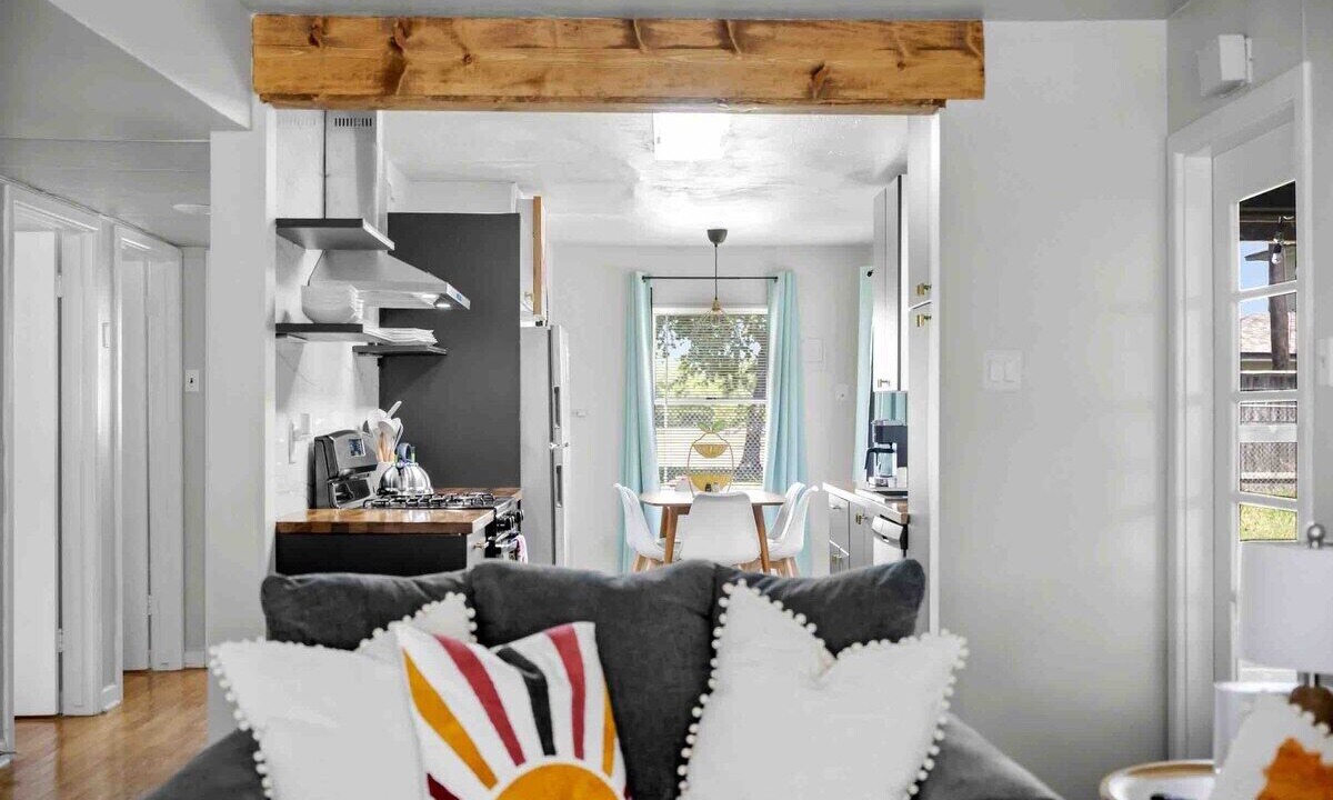 Photo of Bedroom in Bay Area