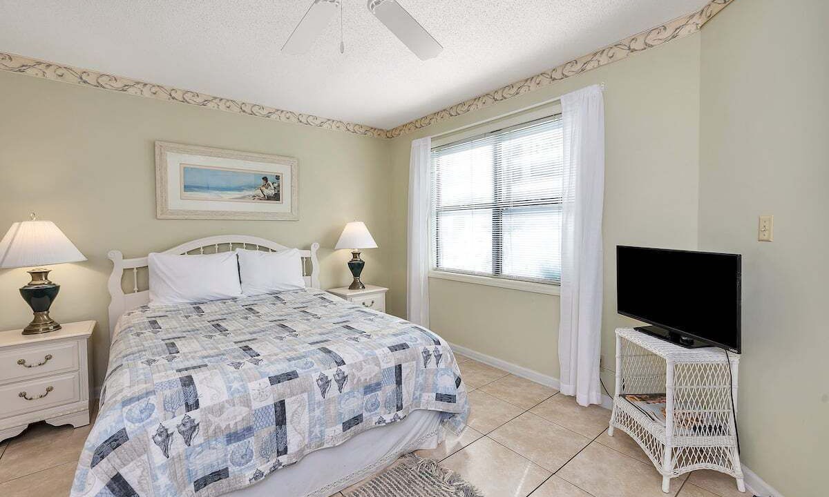Photo of Bedroom in Saint Simons Heights