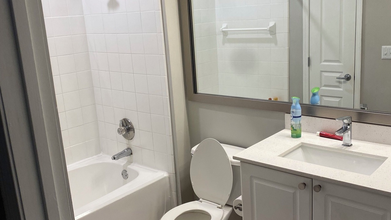 Photo of Bathroom in Lindridge-Martin Manor