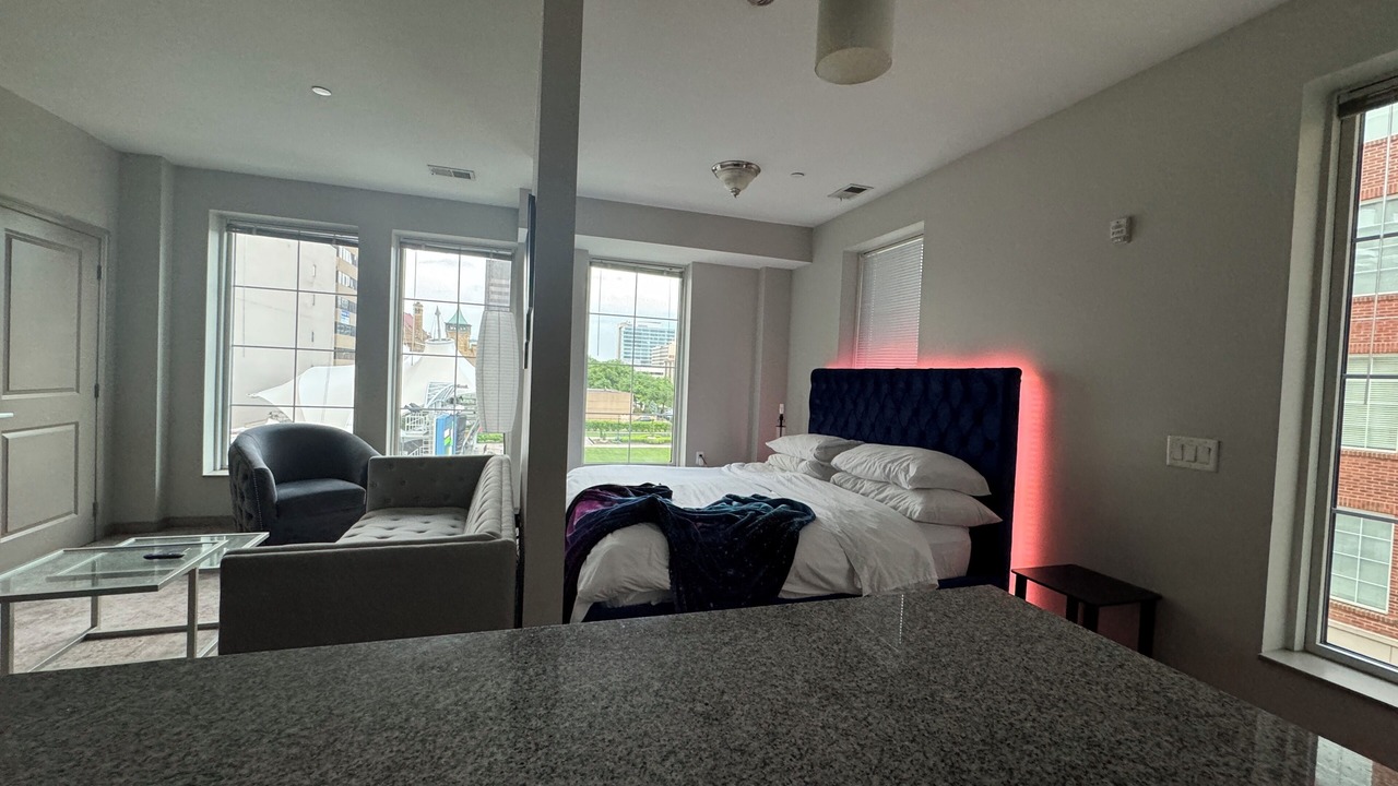 Photo of Bedroom in Uptown District