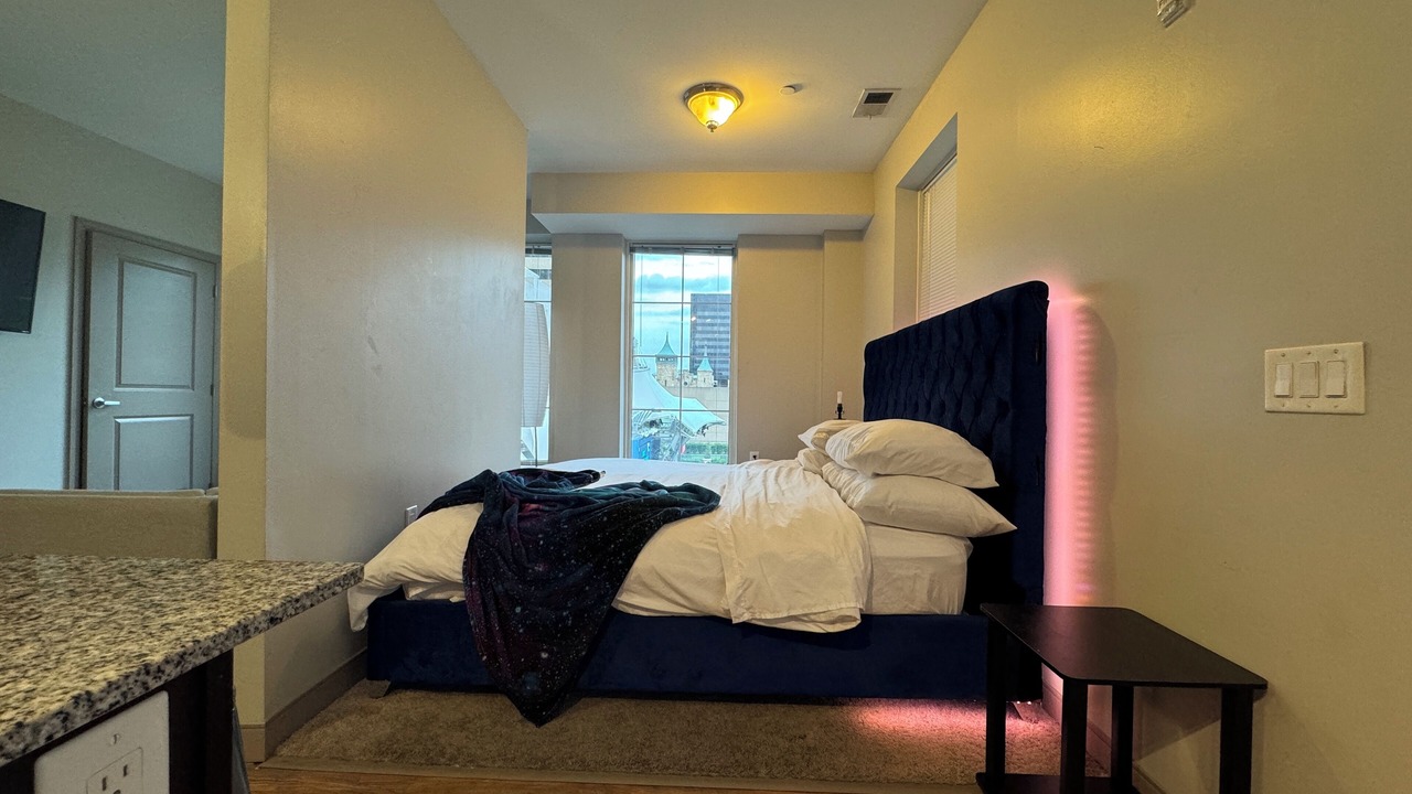 Photo of Bedroom in Uptown District