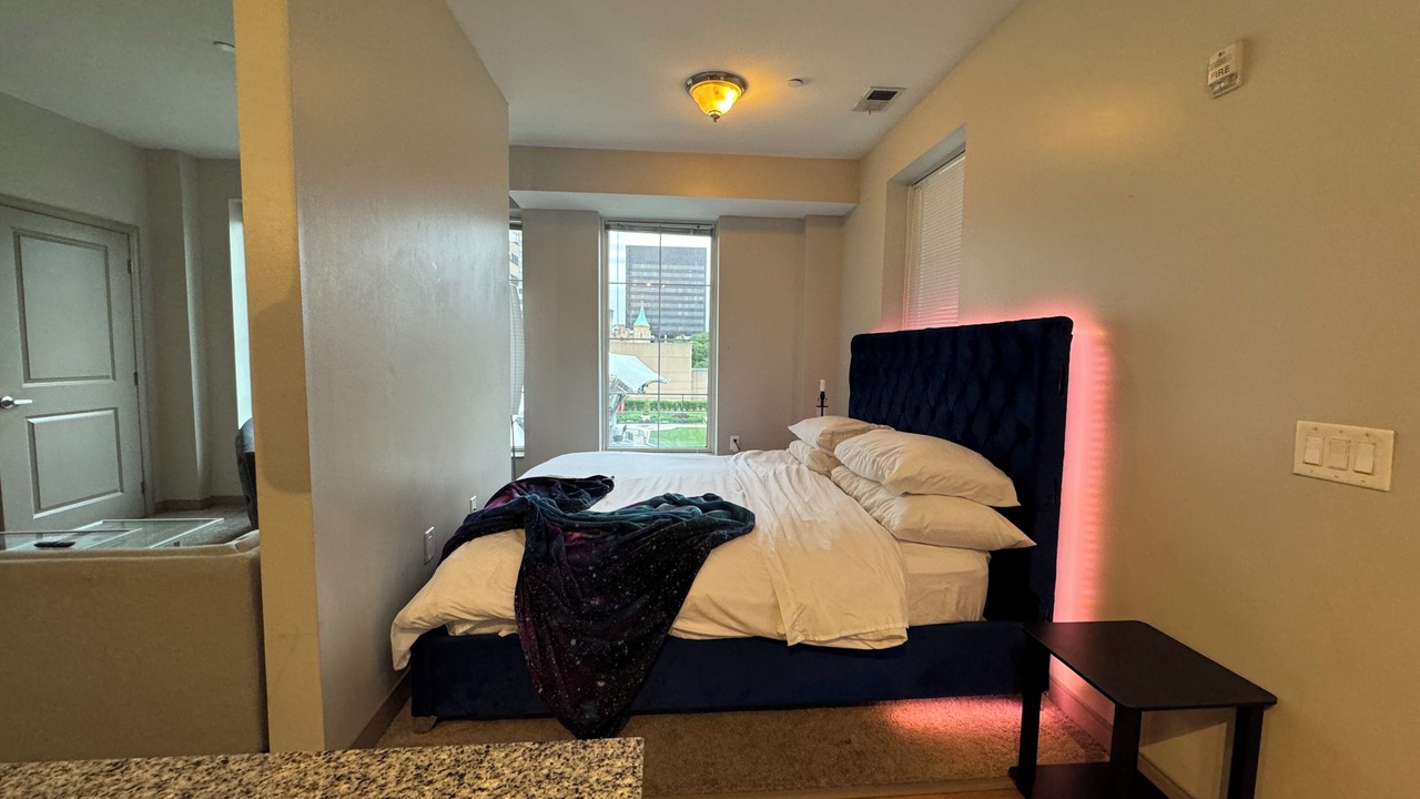 Photo of Bedroom in Uptown District