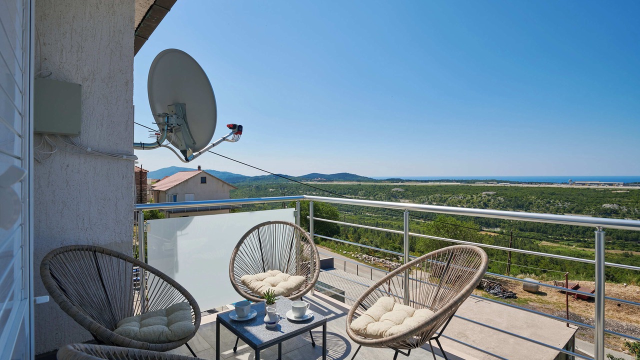 Photo of Patio Balcony in Popovici