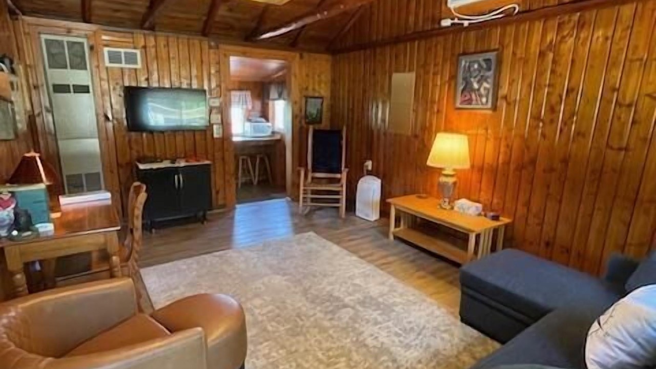 Photo of Livingroom in Clare