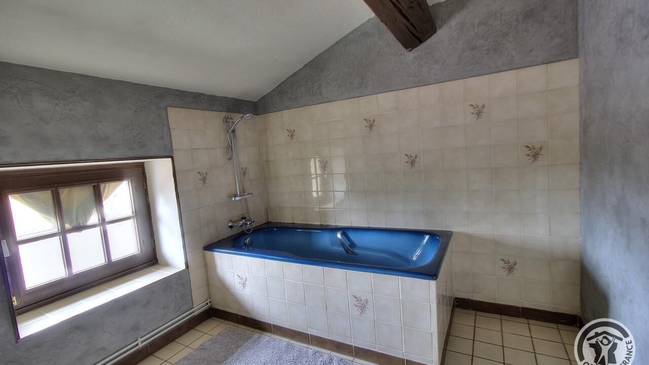 Photo of Bathroom in Saint-Laurent-d'Agny