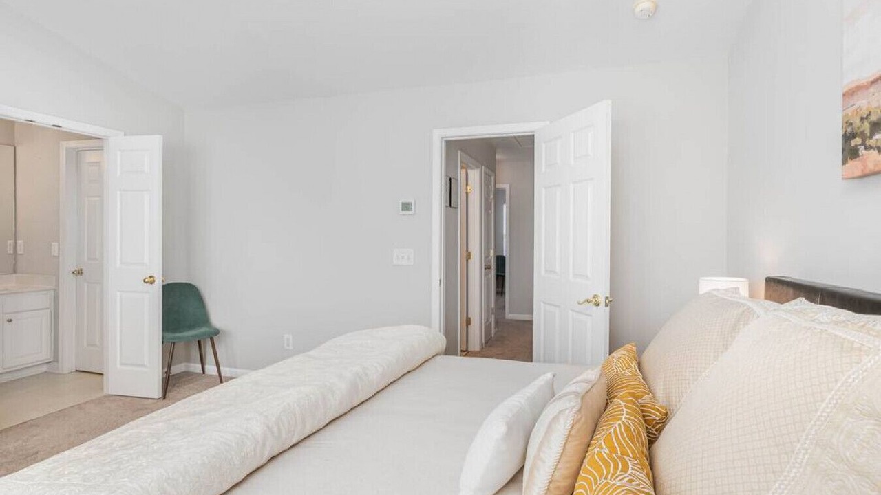 Photo of Bedroom in Long Lake