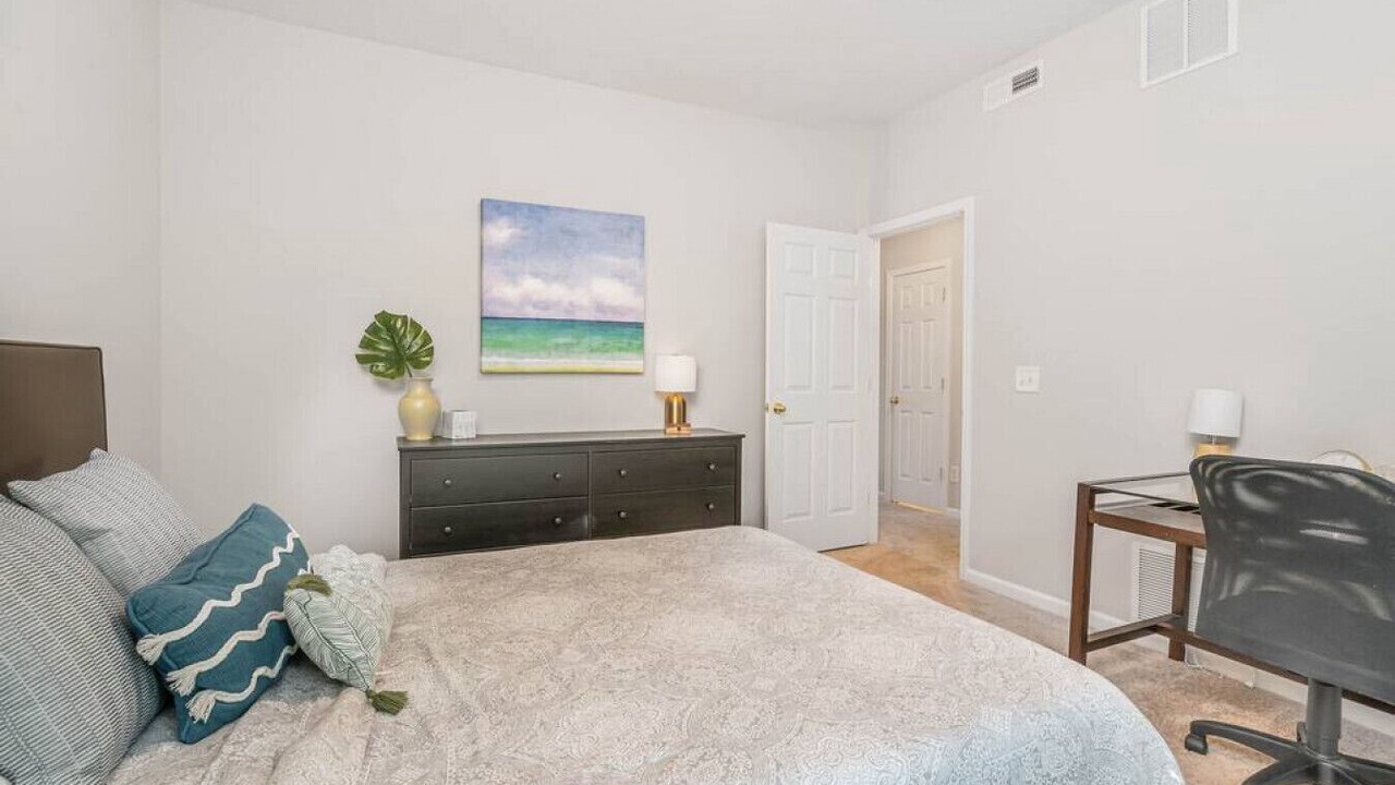 Photo of Bedroom in Long Lake