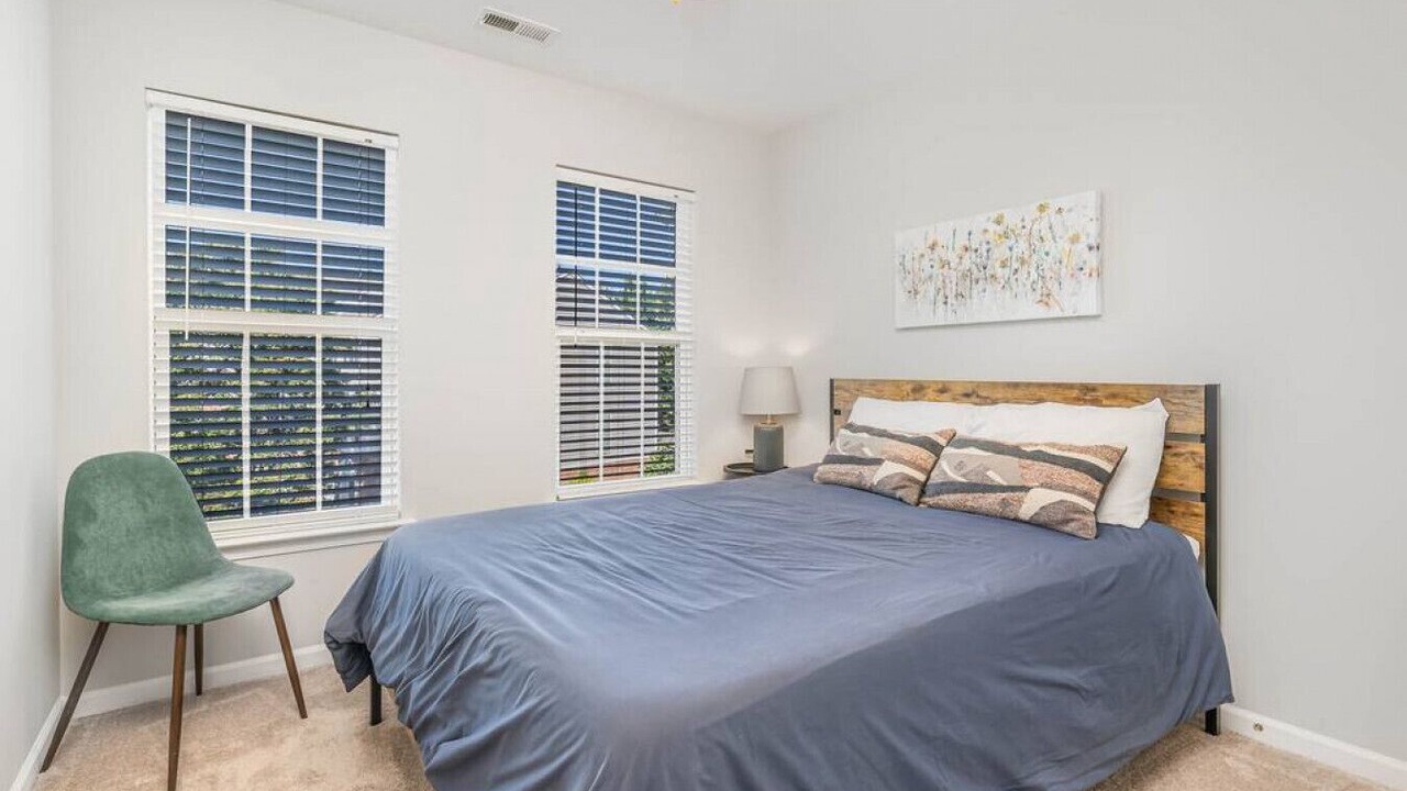 Photo of Bedroom in Long Lake