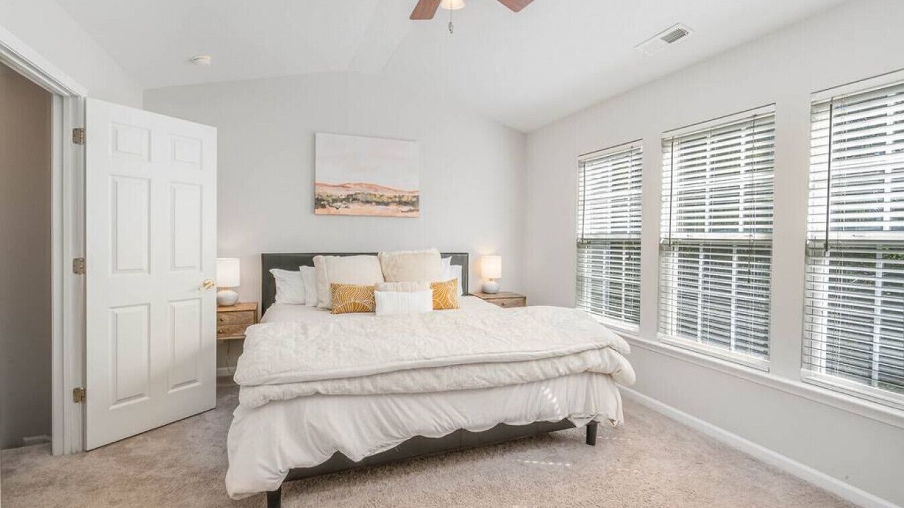 Photo of Bedroom in Long Lake