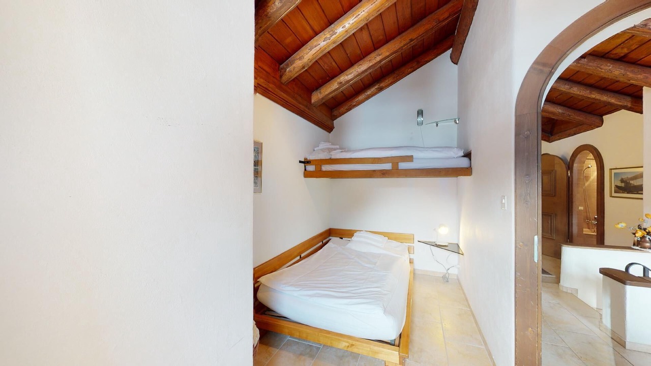Photo of Bedroom in La Punt-Chamues-ch