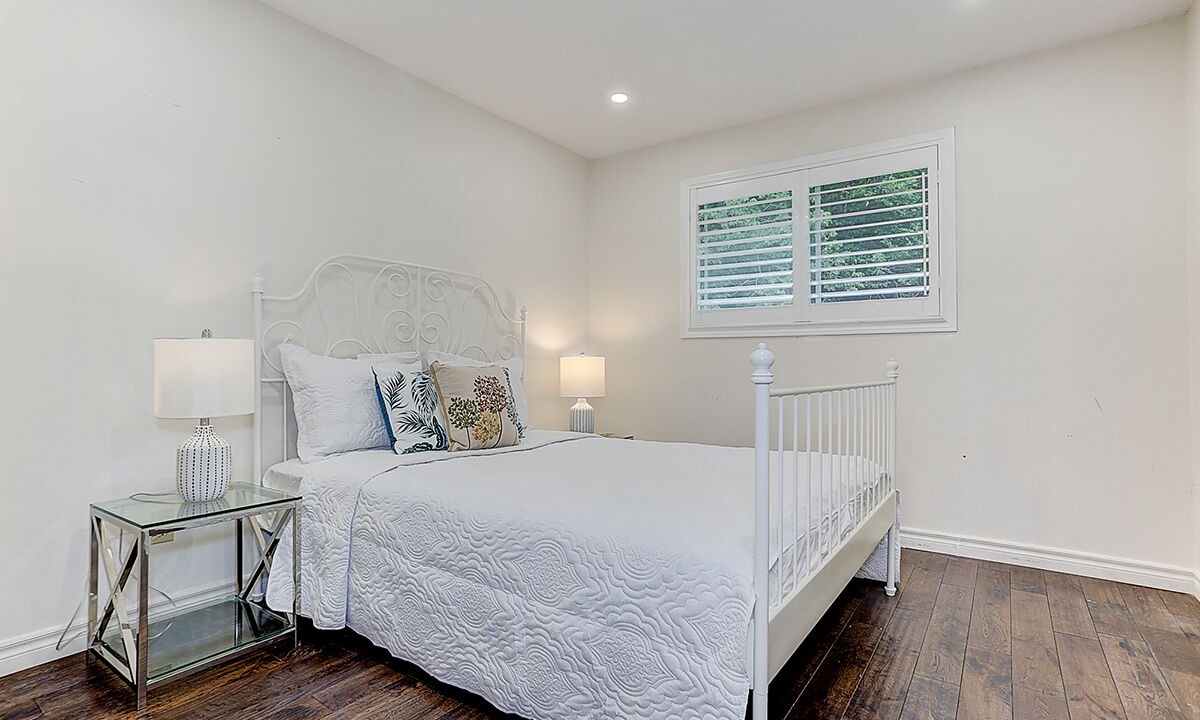 Photo of Bedroom in Steeles