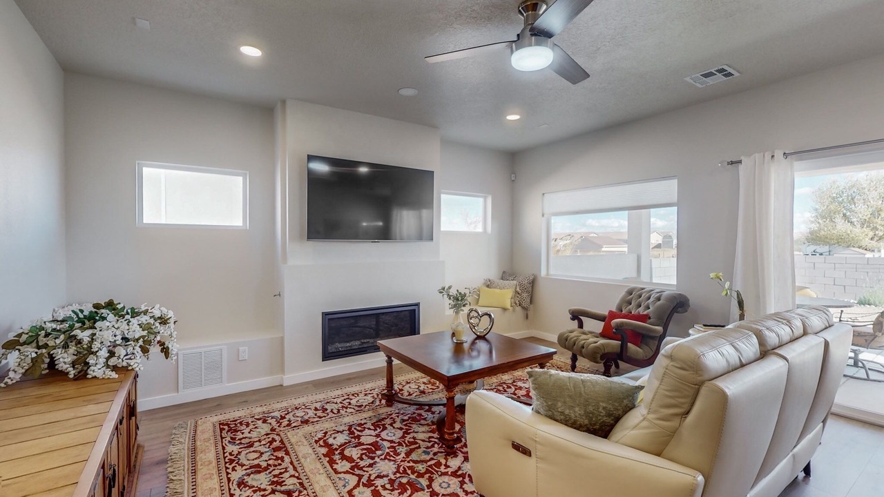 Photo of Livingroom in Rio Rancho