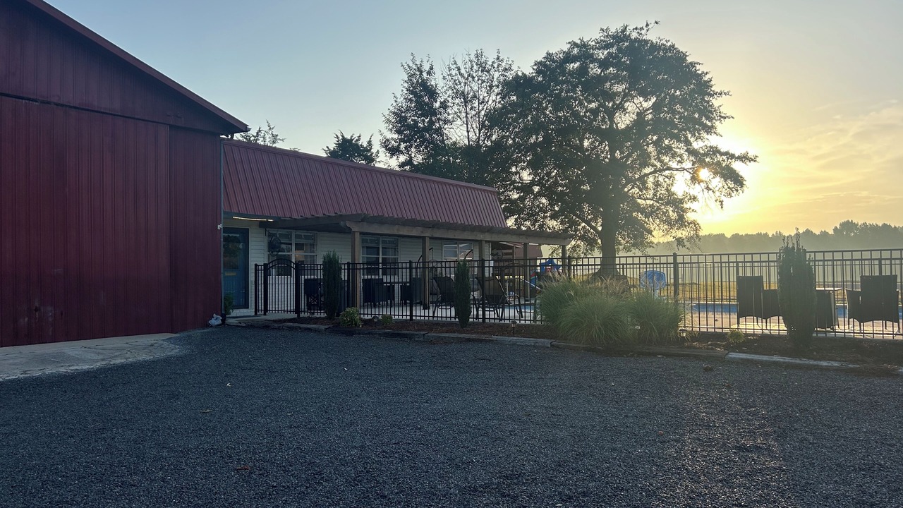 Photo of Outdoor in Holly Pond