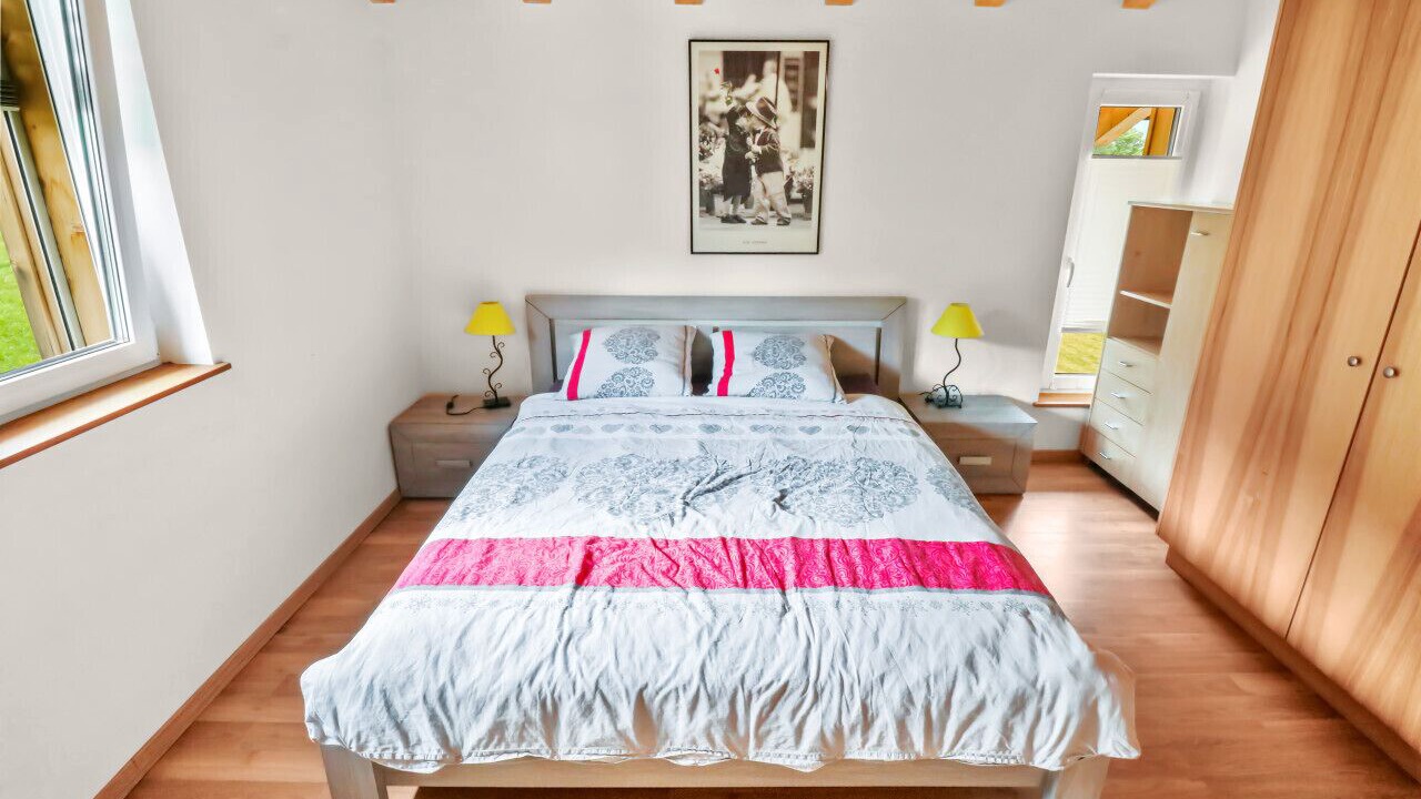 Photo of Bedroom in Troistorrents