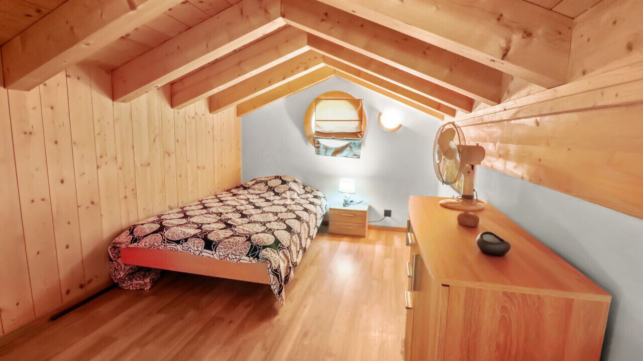 Photo of Bedroom in Troistorrents